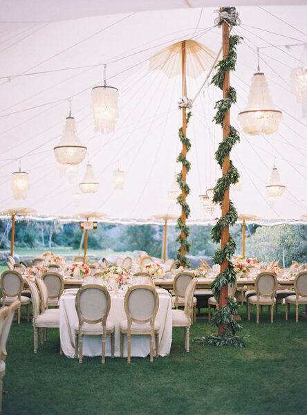 Guirnaldas De Flores Para Decorar Tu Matrimonio. ¡Ideas Novedosas!