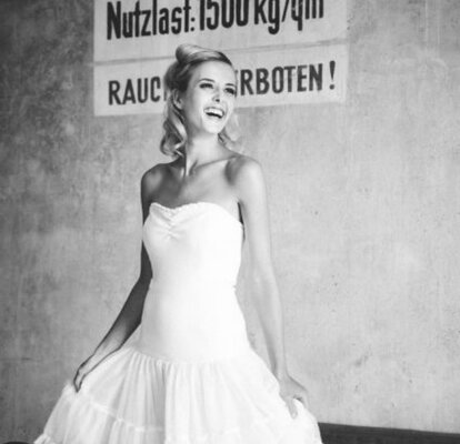Die 50 Schonsten Brautkleider Aus Der Kollektion 2015 Von Deutschen Brautmode Herstellern Und Designern