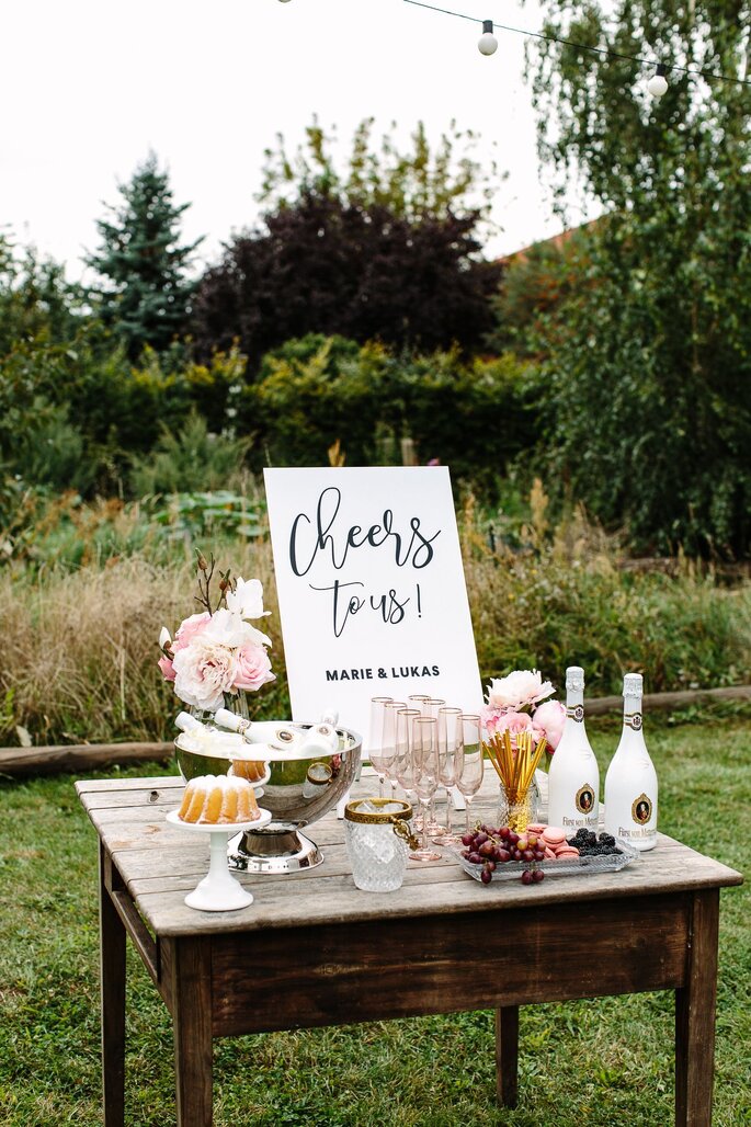 Hochzeit zu Hause feiern So heiraten Sie im heimischen Garten