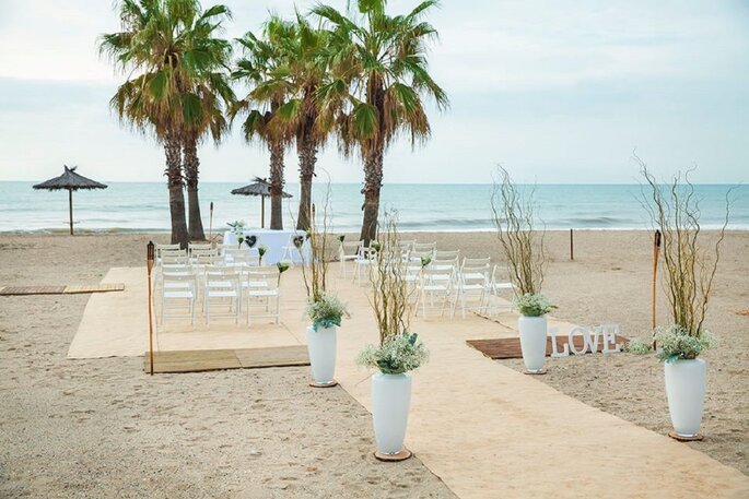 Los 10 Mejores Lugares Para Una Boda En La Playa En Barcelona