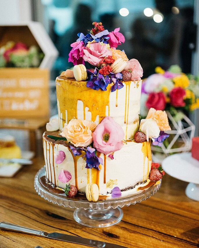 Drip cake: a nova sensação de bolo para o seu casamento em 